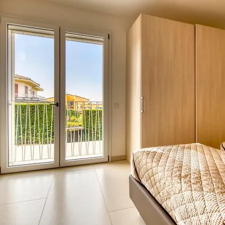 Apartmentsgarda - Le Terrazze Del Garda 拉齐塞