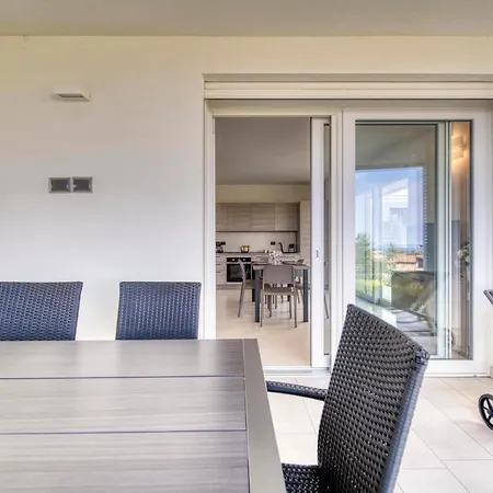Apartmentsgarda - Le Terrazze Del Garda * 拉齐塞