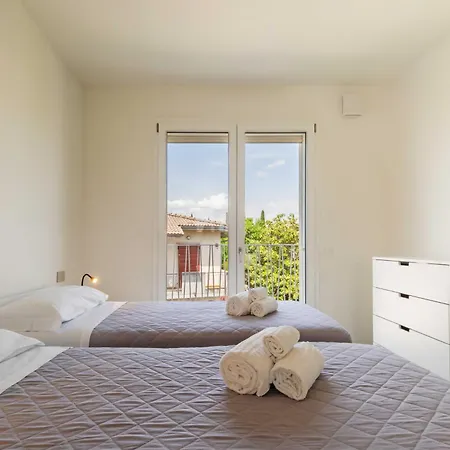 Apartmentsgarda - Le Terrazze Del Garda Apartament *